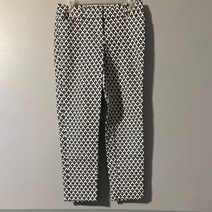 White House Black Market Geometric Black and White Pants Size 2R